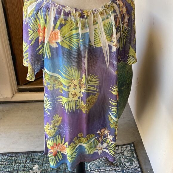 Tropical print lite weight pullover top with elastic neck size L - Picture 5 of 10
